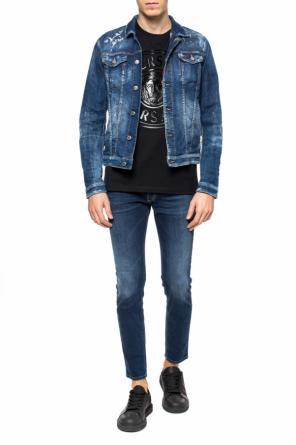 T-shirt with raised logo, zdjęcie 2 T-shirt with raised logo od Versace Versus